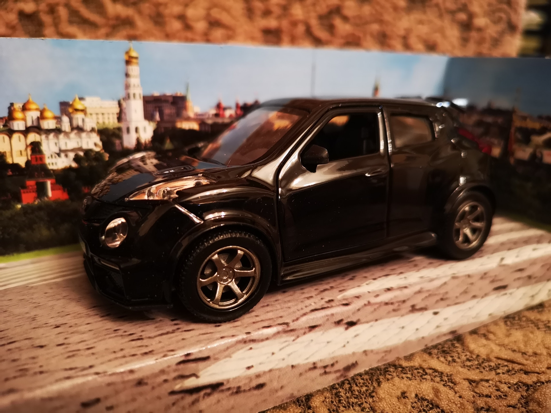 Nissan Juke 1 43