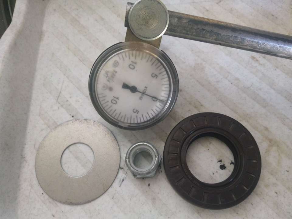 FgAAAgKzf2A 960 Как открутить гайку на редукторе