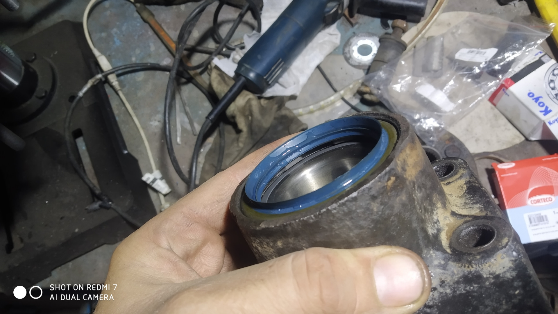 Переделка подшипника задней ступици — Ford Sierra, 1,6 л, 1990 года ...