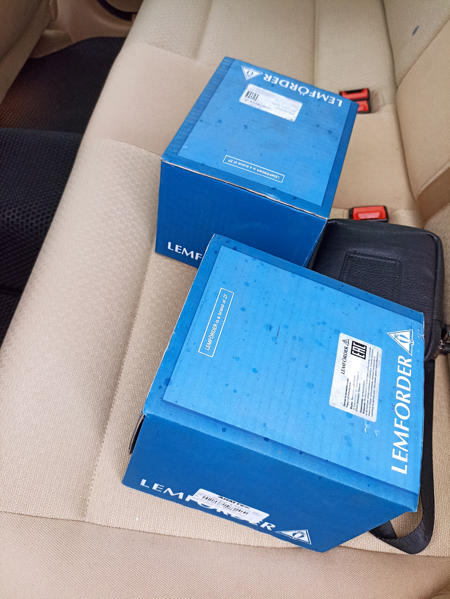 Замена опор двигателя и шаровой — BMW X3 (F25), 2 л, 2015 года | визит ...