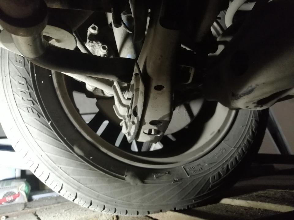 107560. Задние линки+втулки. — Nissan Presage (2G), 3,5 л, 2009 года ...