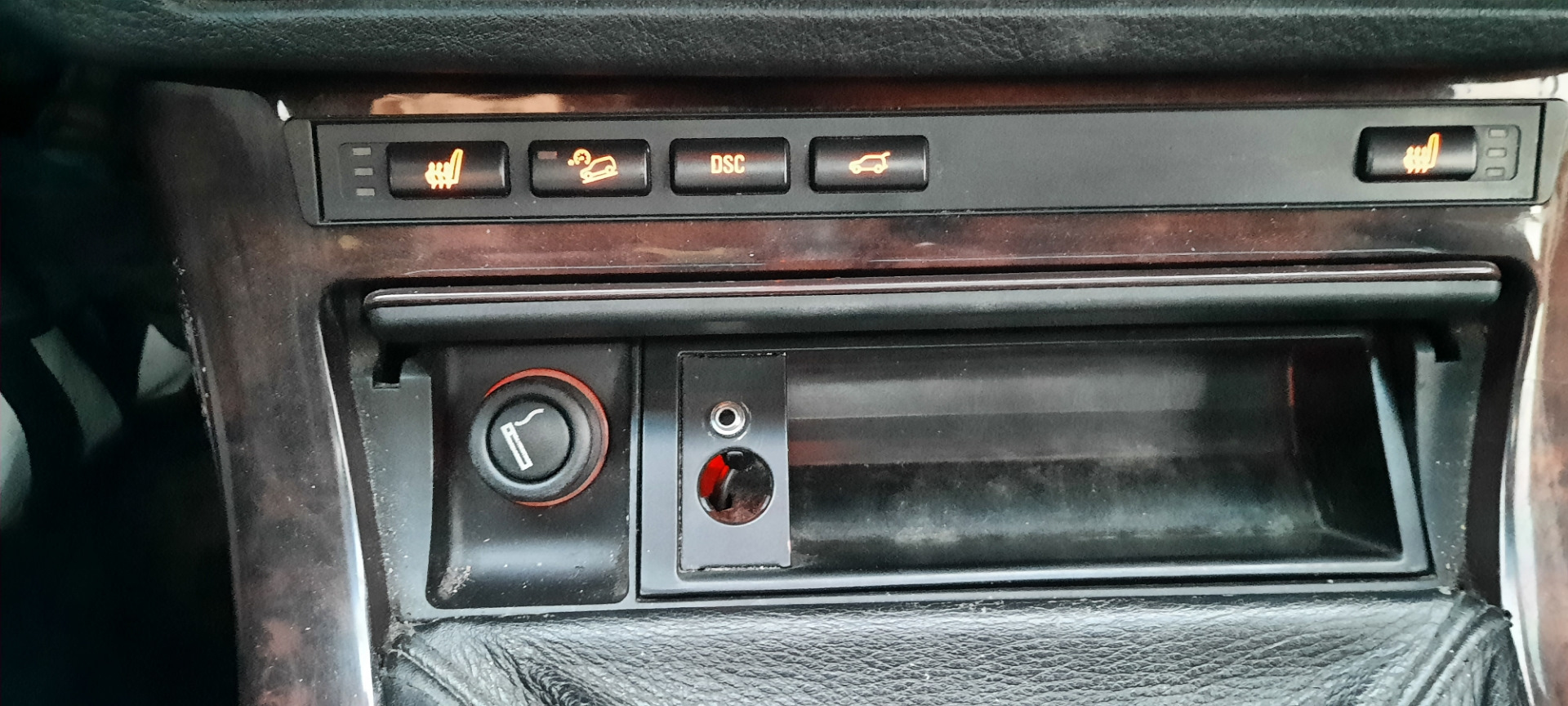 AUX подключение — BMW X5 (E53), 3 л, 2002 года | автозвук | DRIVE2