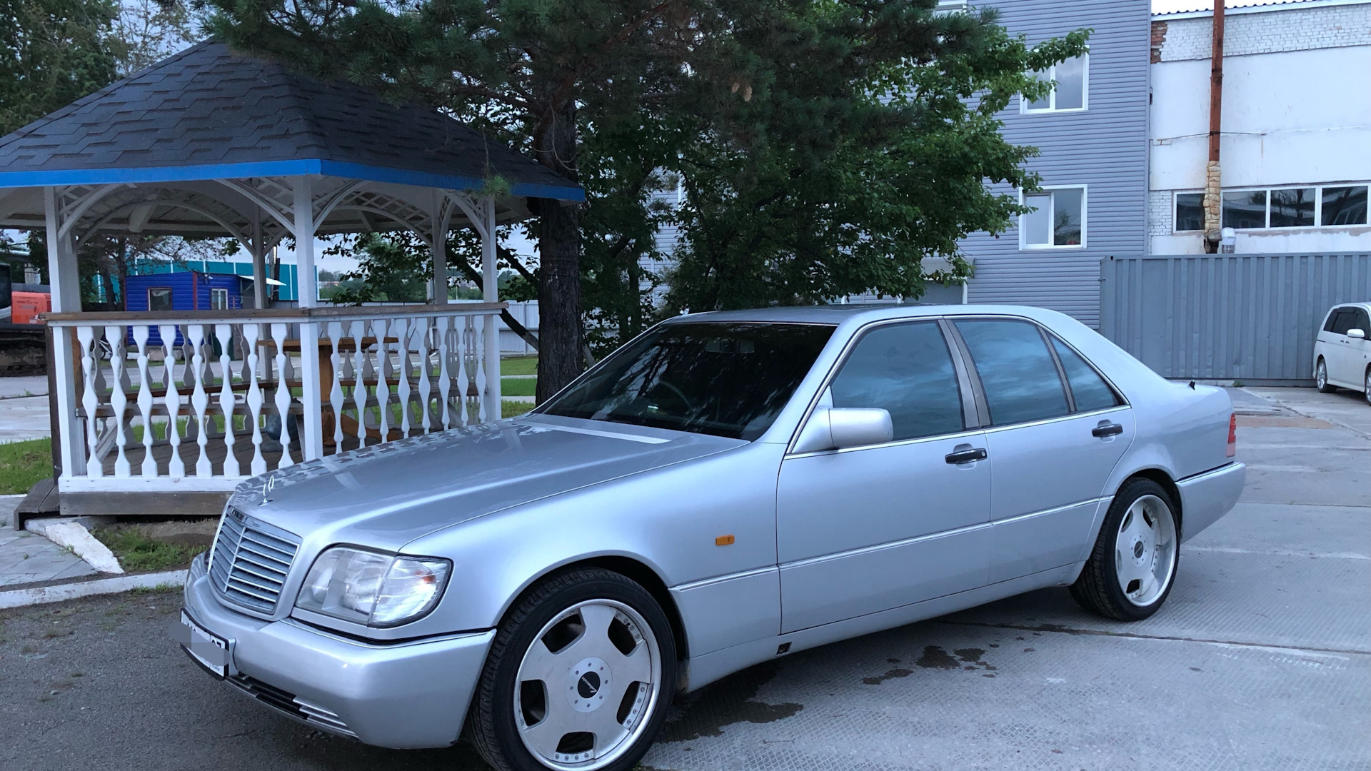 Mercedes-Benz S-Class (W140) 3.2 бензиновый 1993 | ЯКУДЗА на DRIVE2