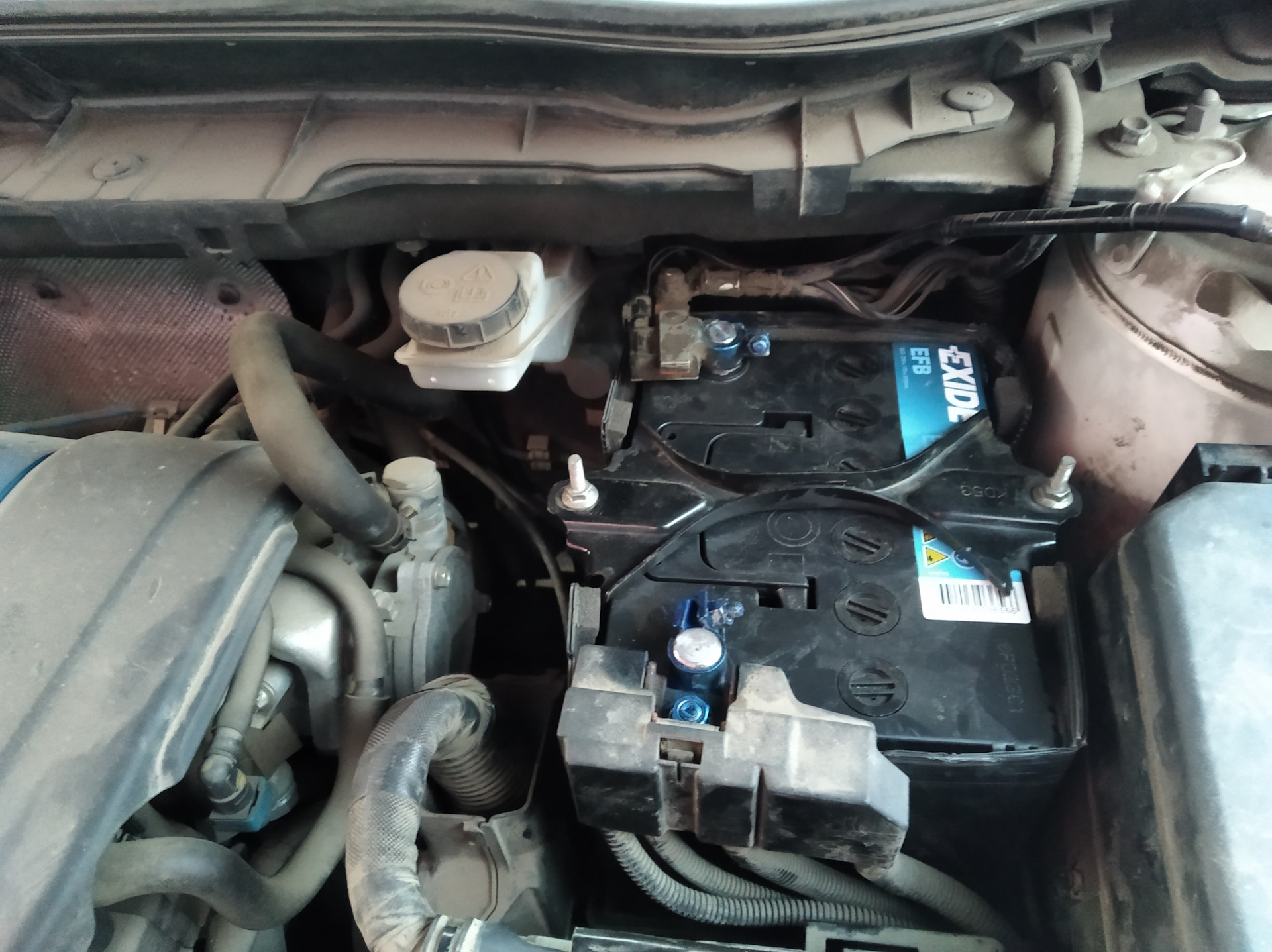 На пенсию акб — Mazda CX-5 (1G), 2 л, 2012 года | расходники | DRIVE2
