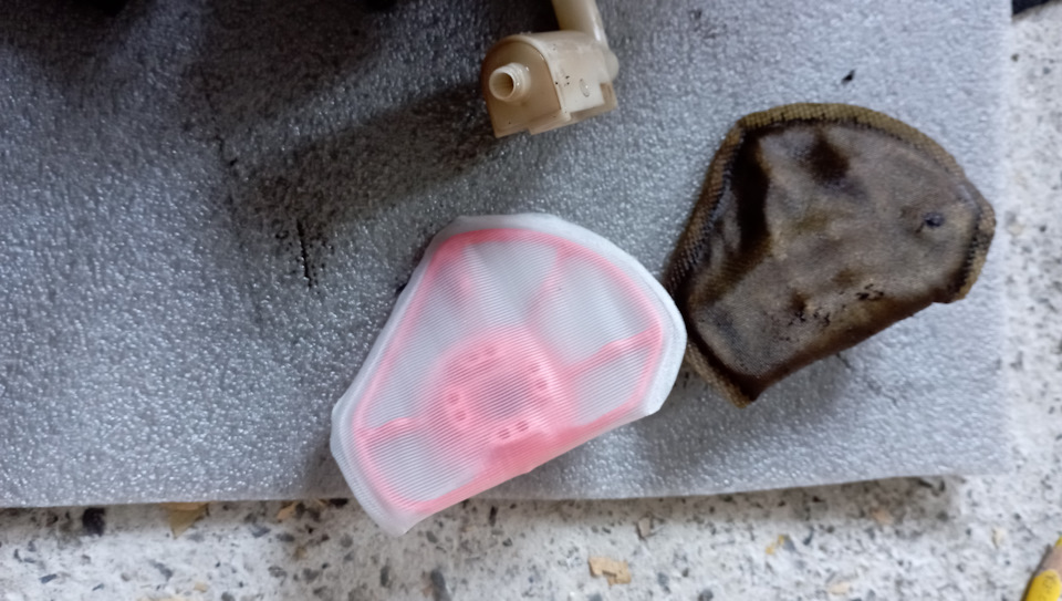 Чистка дросселя и замена сетки бензонасоса — Lada Приора седан, 1,6 л ...