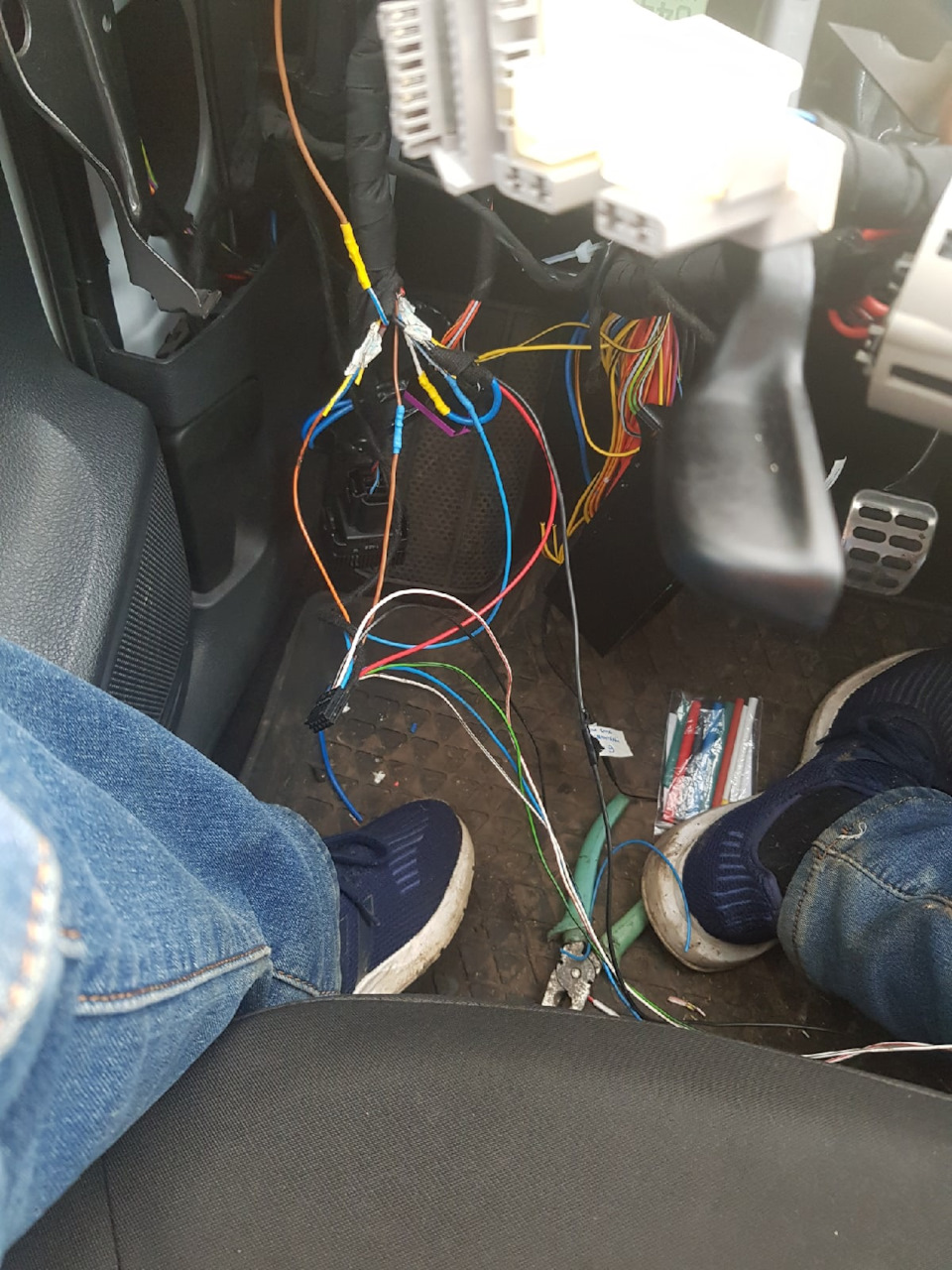 Поло седан переключатель света распиновка контактов