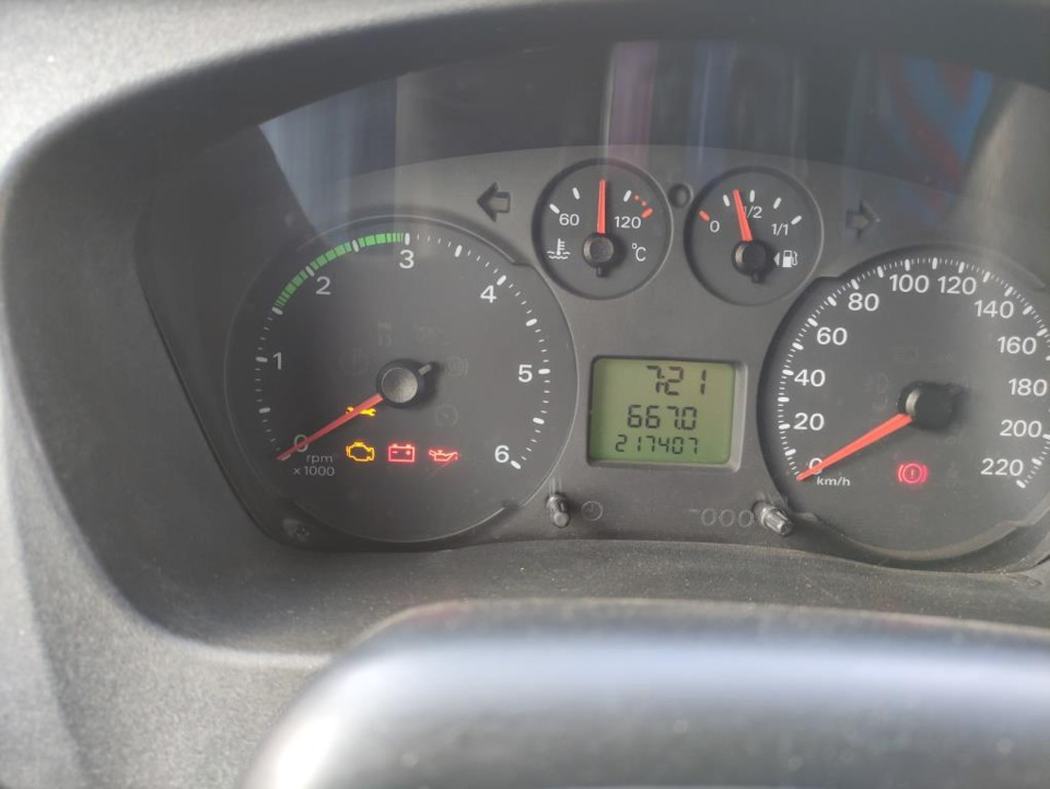 Photo from the logbook Ford Transit (7G). Found on photo: 92100400