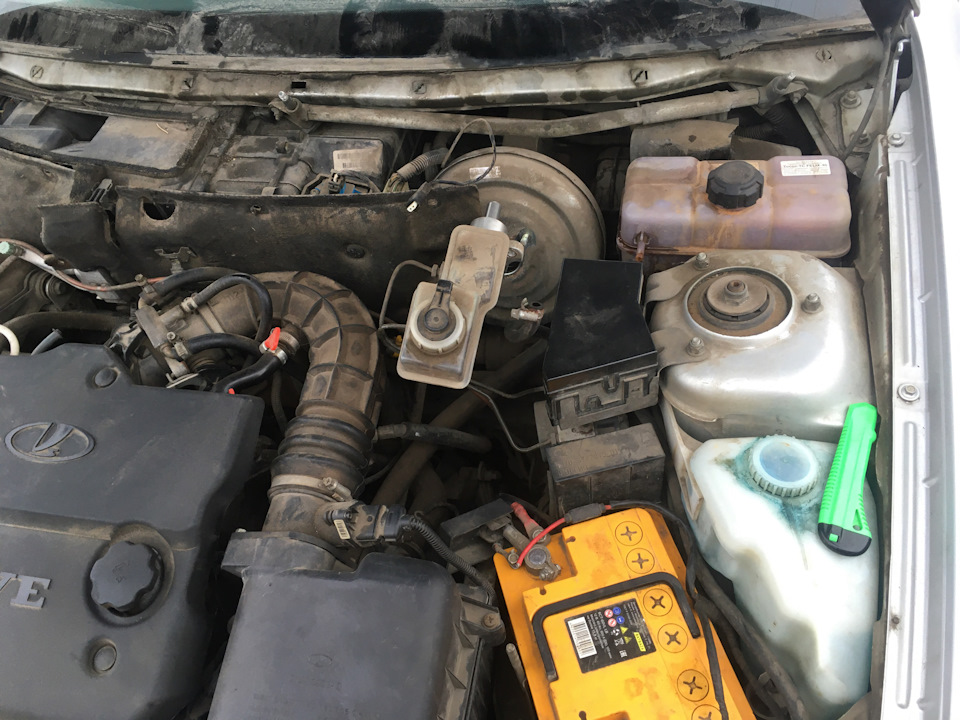 Замена моторедуктора заслонки печки — Lada Приора универсал, 1,6 л ...