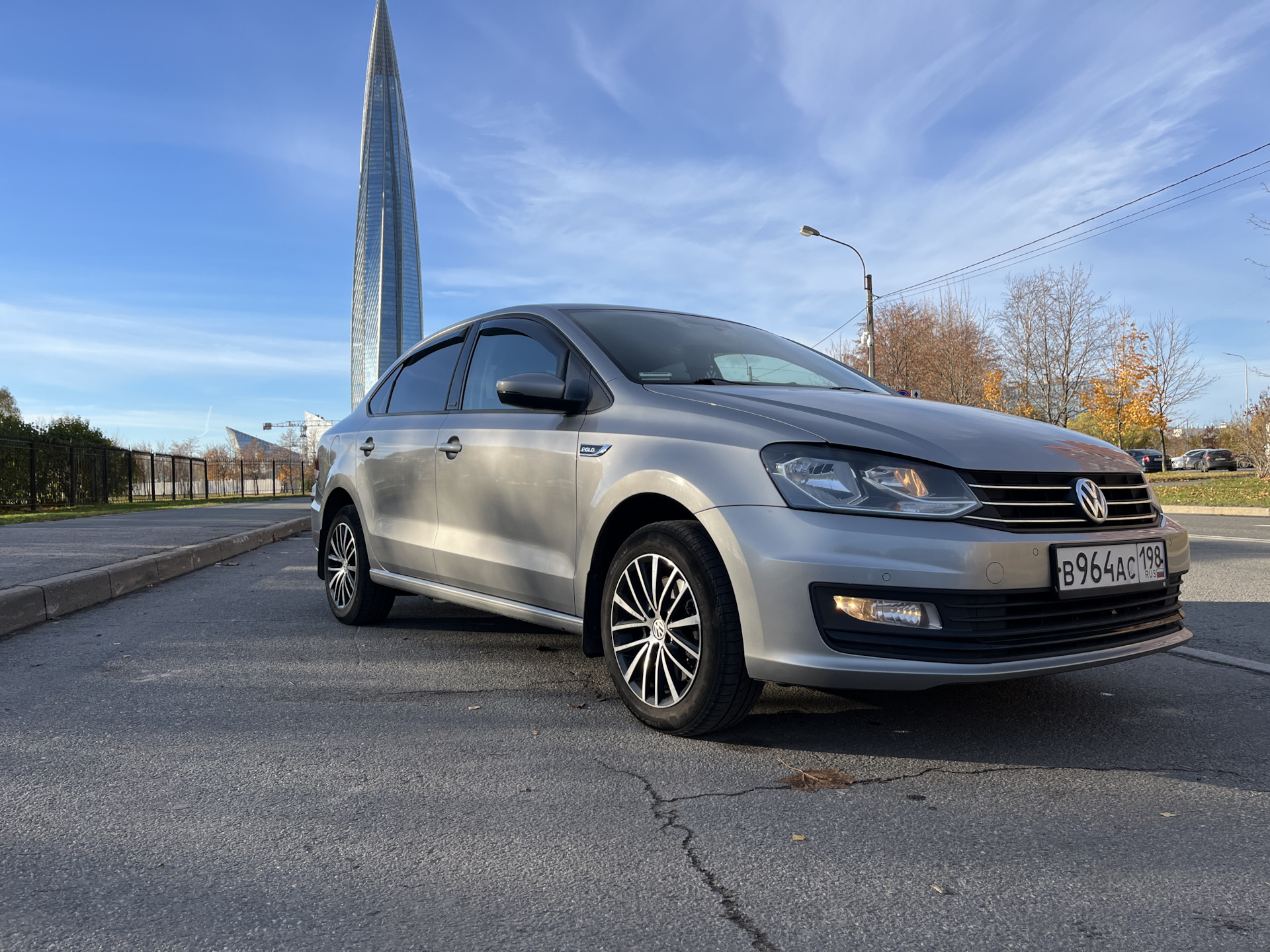 Мойка двигателя, керхер, царапины и страховка — Volkswagen Polo Sedan, 1,6  л, 2018 года | просто так | DRIVE2