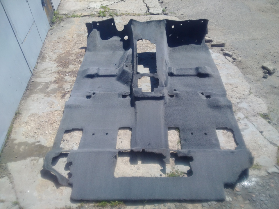 Снятие ковролина пола — Mercedes-Benz M-Class (W163), 3,2 л, 2002 года ...