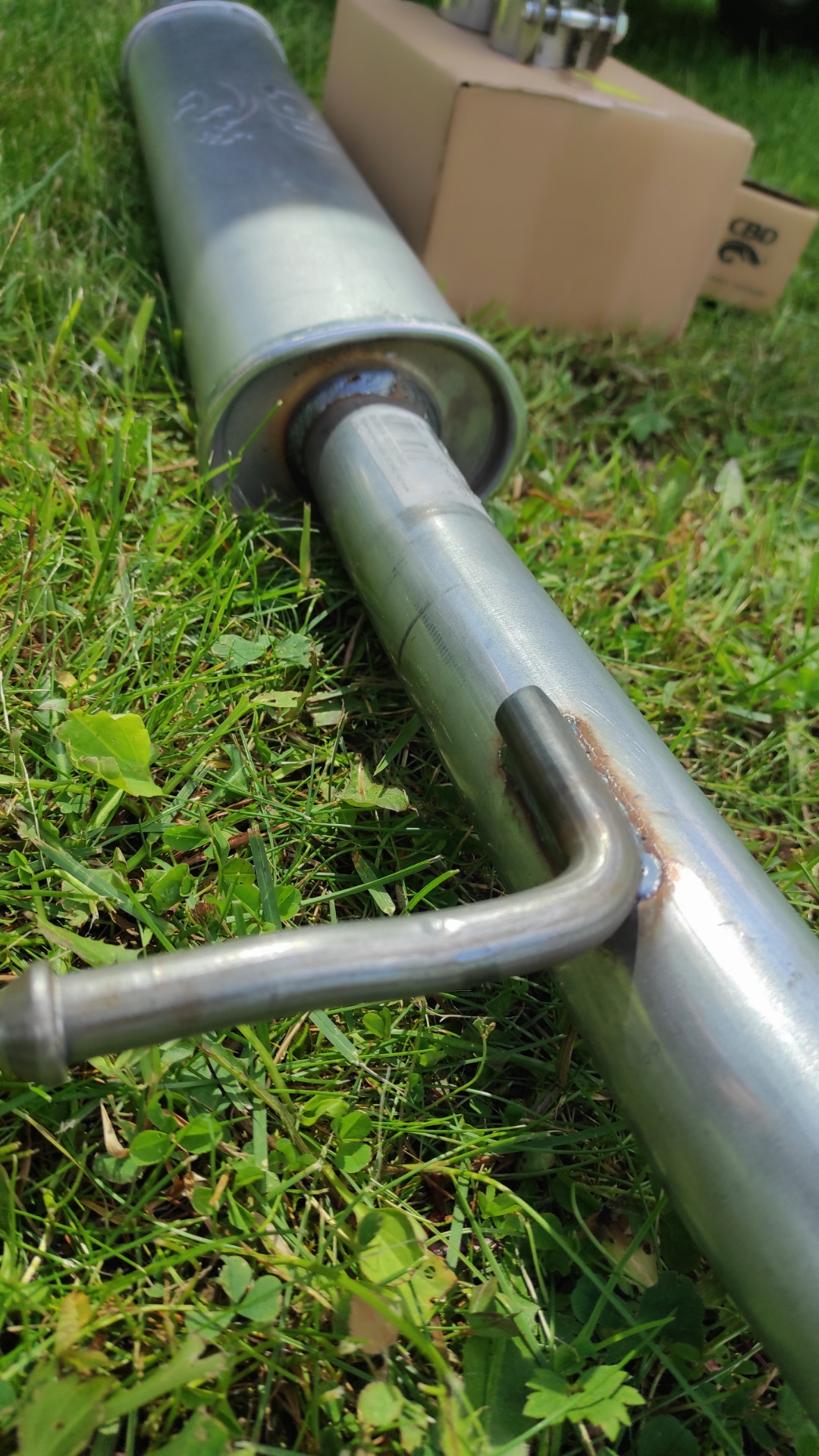 Замена резонатора от CBD — Renault Duster (1G), 1,6 л, 2013 года ...