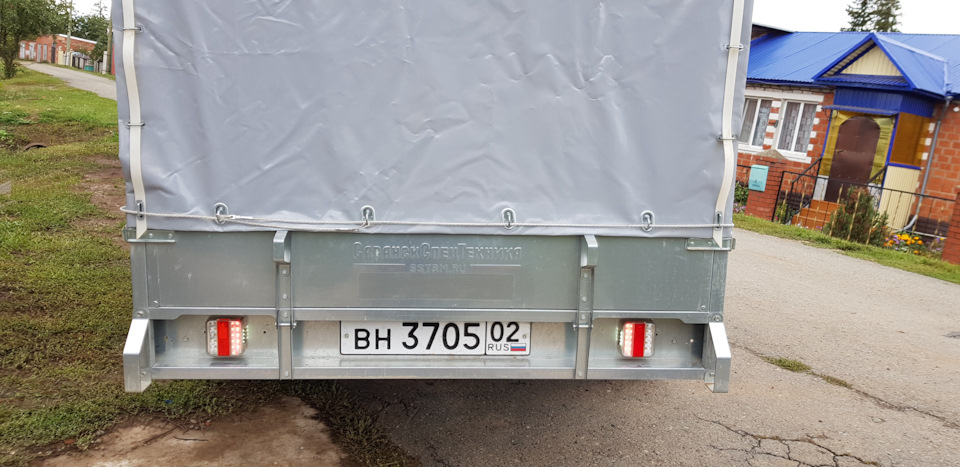 Замена осветительных приборов прицепа ССТ-7132-06 — Hyundai Tucson (JM ...