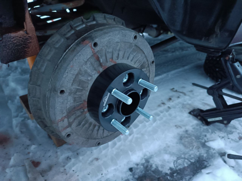 Расширение задней колеи с помощью проставок Clubturbo 40 мм. — Lada ...