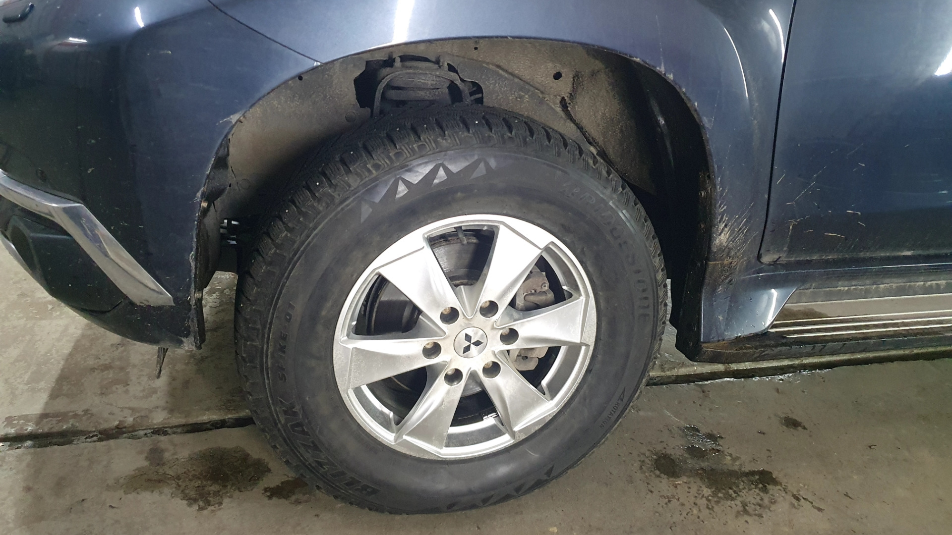 размер шин паджеро 4