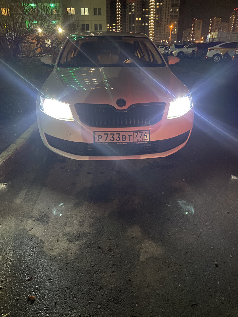 Led лампы в ближний — Skoda Octavia A7 Mk3, 1,2 л, 2013 года | тюнинг ...