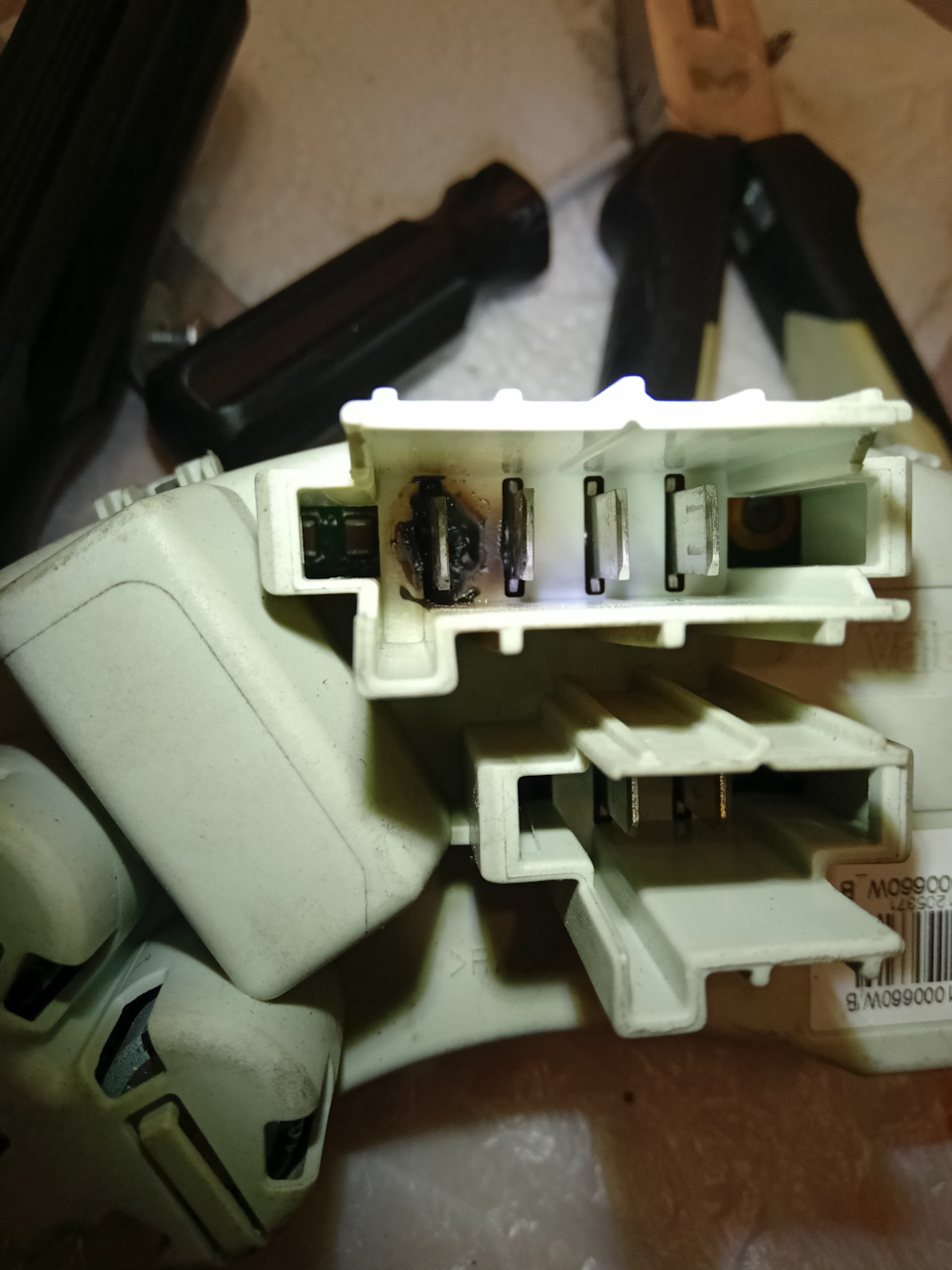 Разборка и ревизия моторчика печки BMW E90 — BMW 3 series (E90), 2,5 л ...