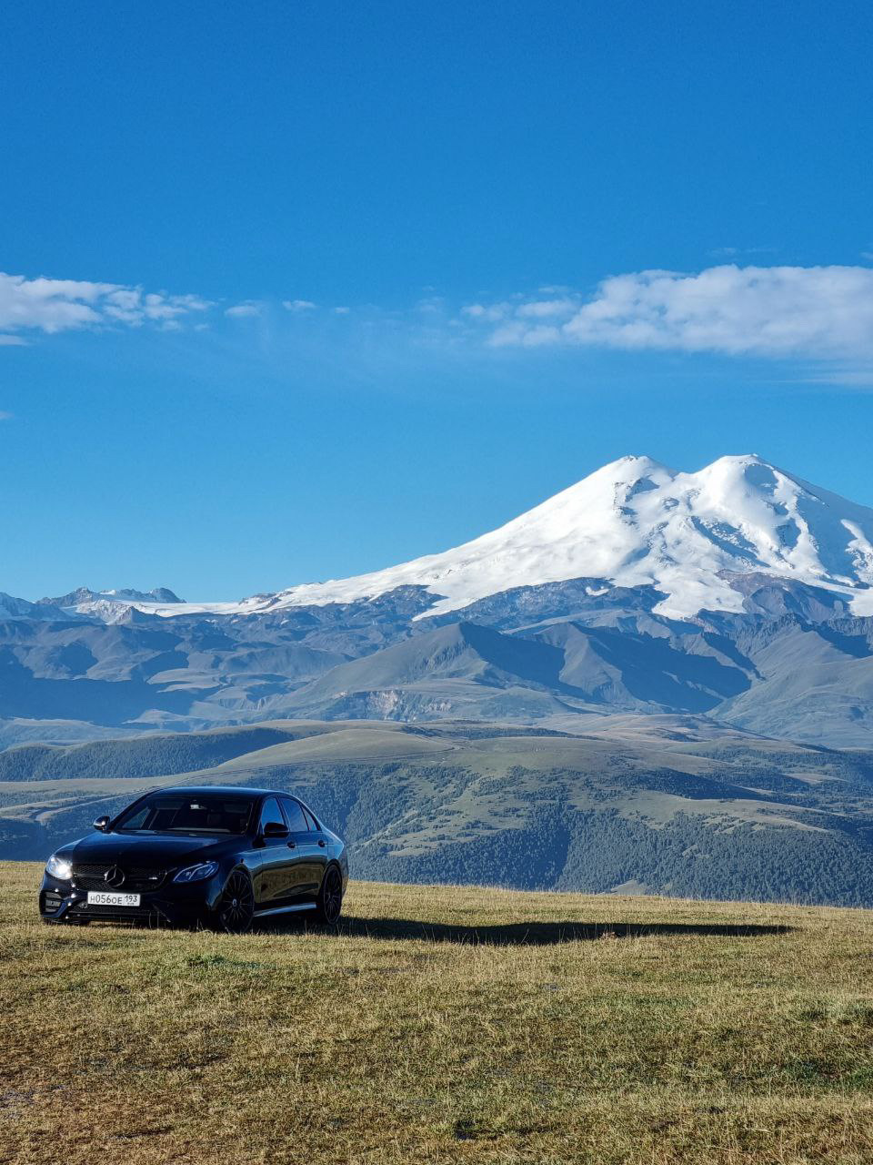 9 Фотосет на фоне Эльбруса — Mercedes-Benz E-class (W213), 2 л, 2019 года |  фотография | DRIVE2