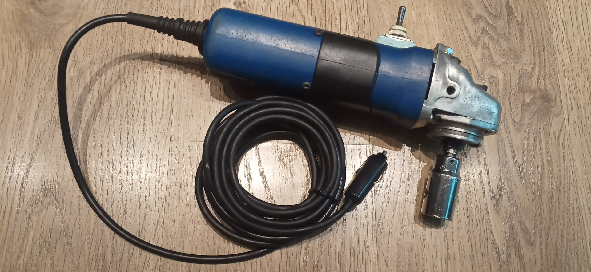 Как сделать электропривод для автомобильного домкрата: подробный видео-гайд