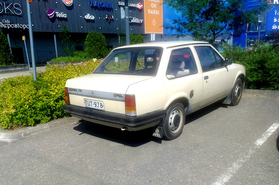 Moto auto финляндия машина
