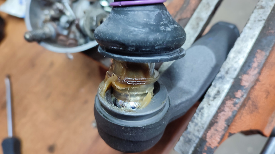 Фото в бортжурнале Volvo S80 (2G)