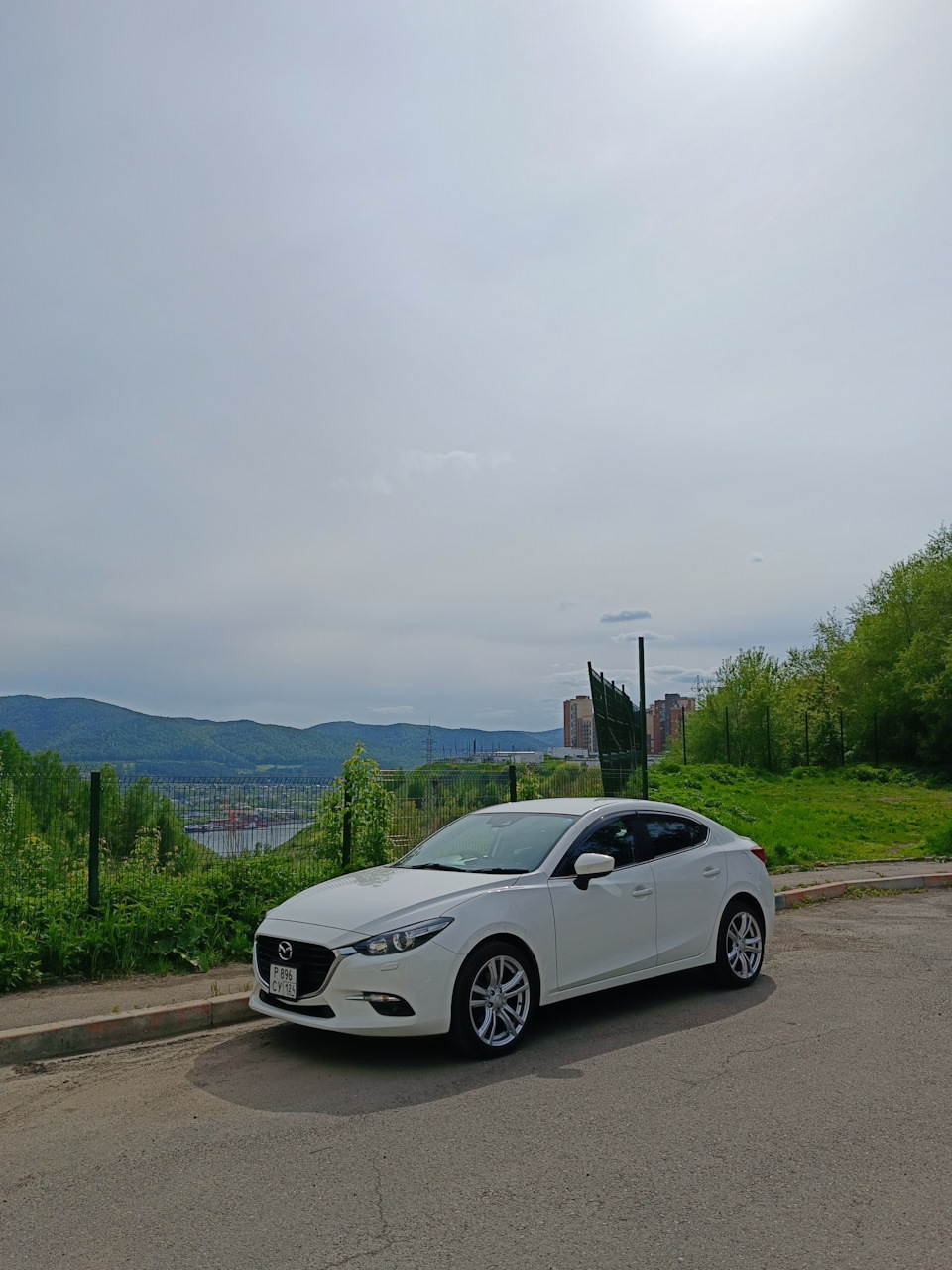 Диски на лето R18 "Skad МЮНХЕН" 8j. Шины 225/45. — Mazda Axela (3G), 1 ...