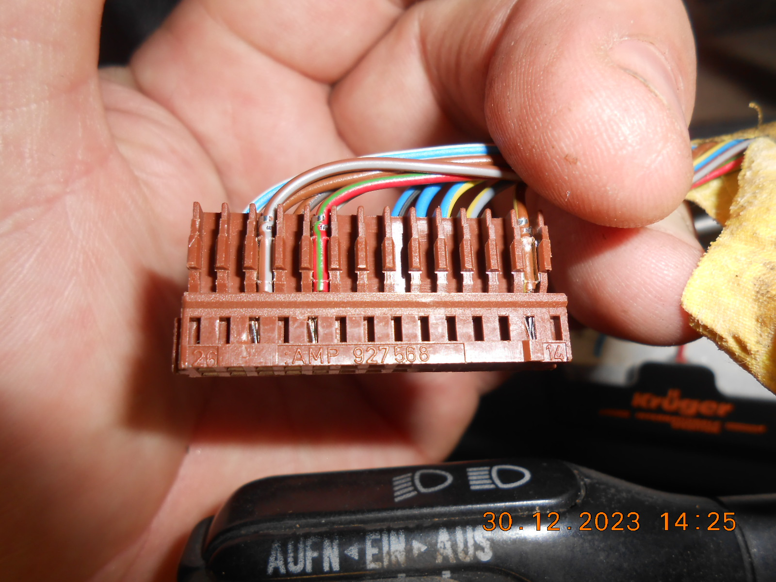 Контрольная лампа подсоса карбюратора — Audi 100 (C3), 2,3 л, 1990 года ...