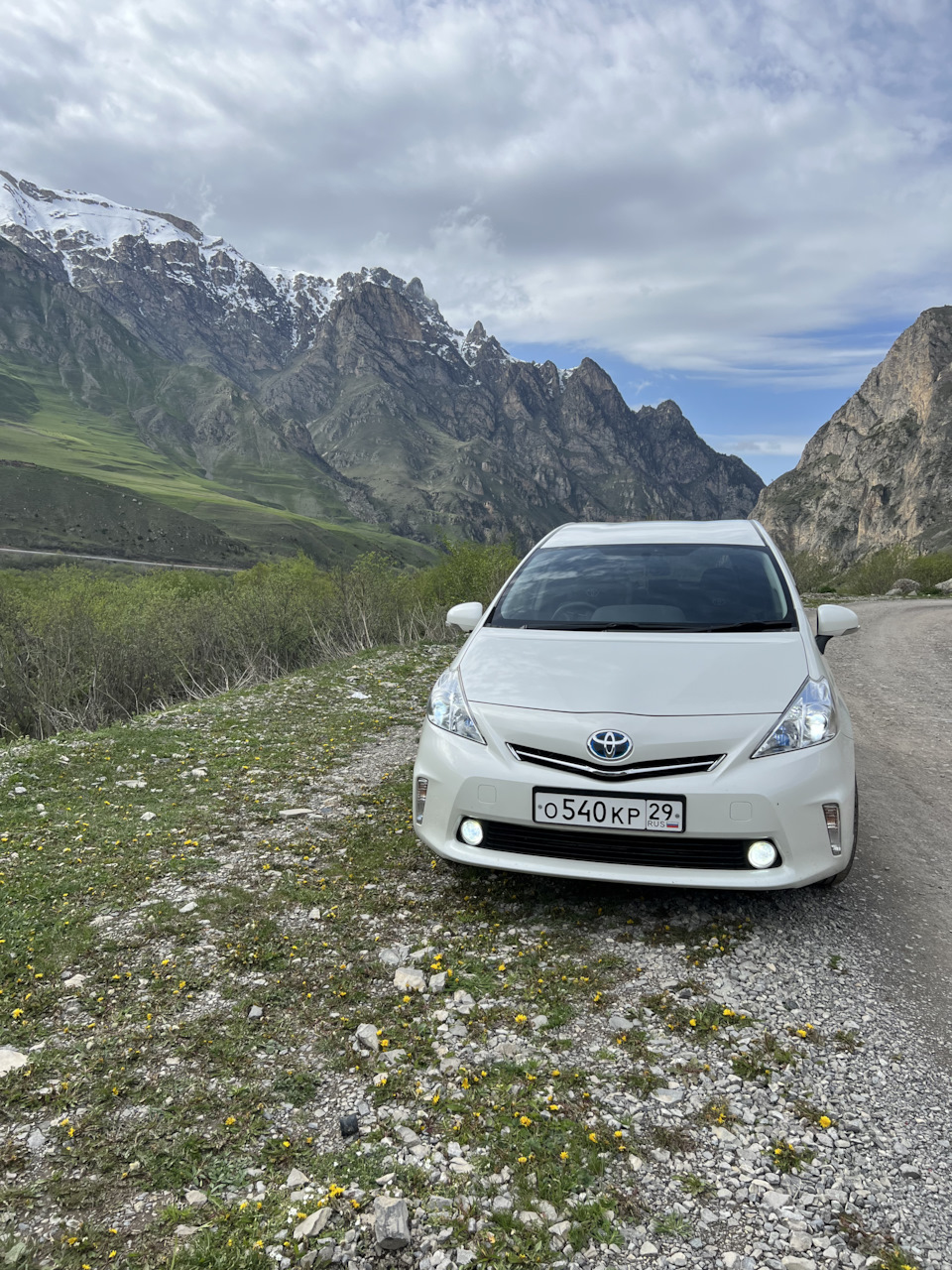 Отпуск или как накатать полугодовой пробег за месяц😂 — Toyota Prius Alpha,  1,8 л, 2014 года | обкатка | DRIVE2