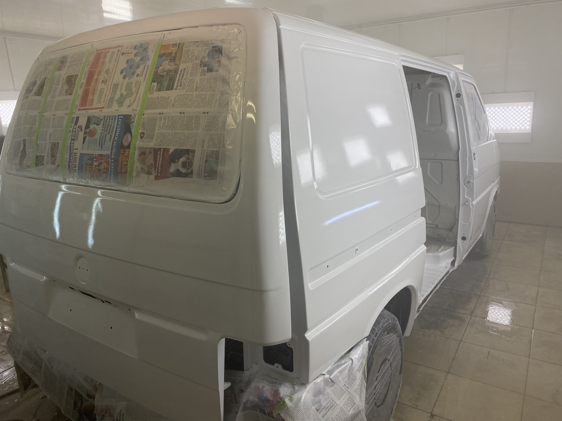 Ну как то вот так, покрасили) — Volkswagen Transporter T4, 1,9 л, 1998 ...