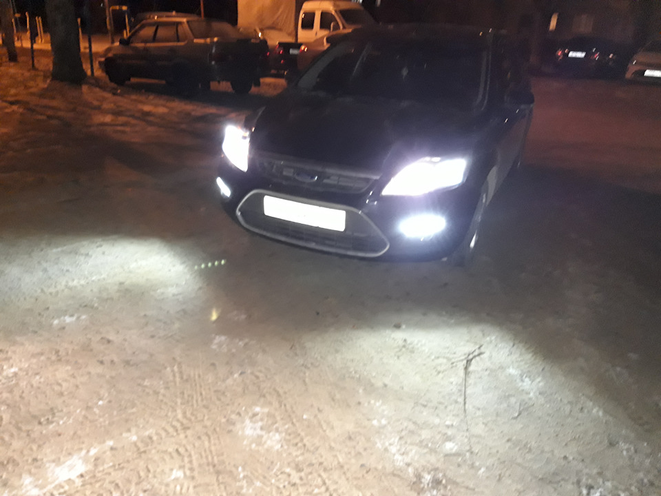 Светят 100 % — Ford Focus Sedan II