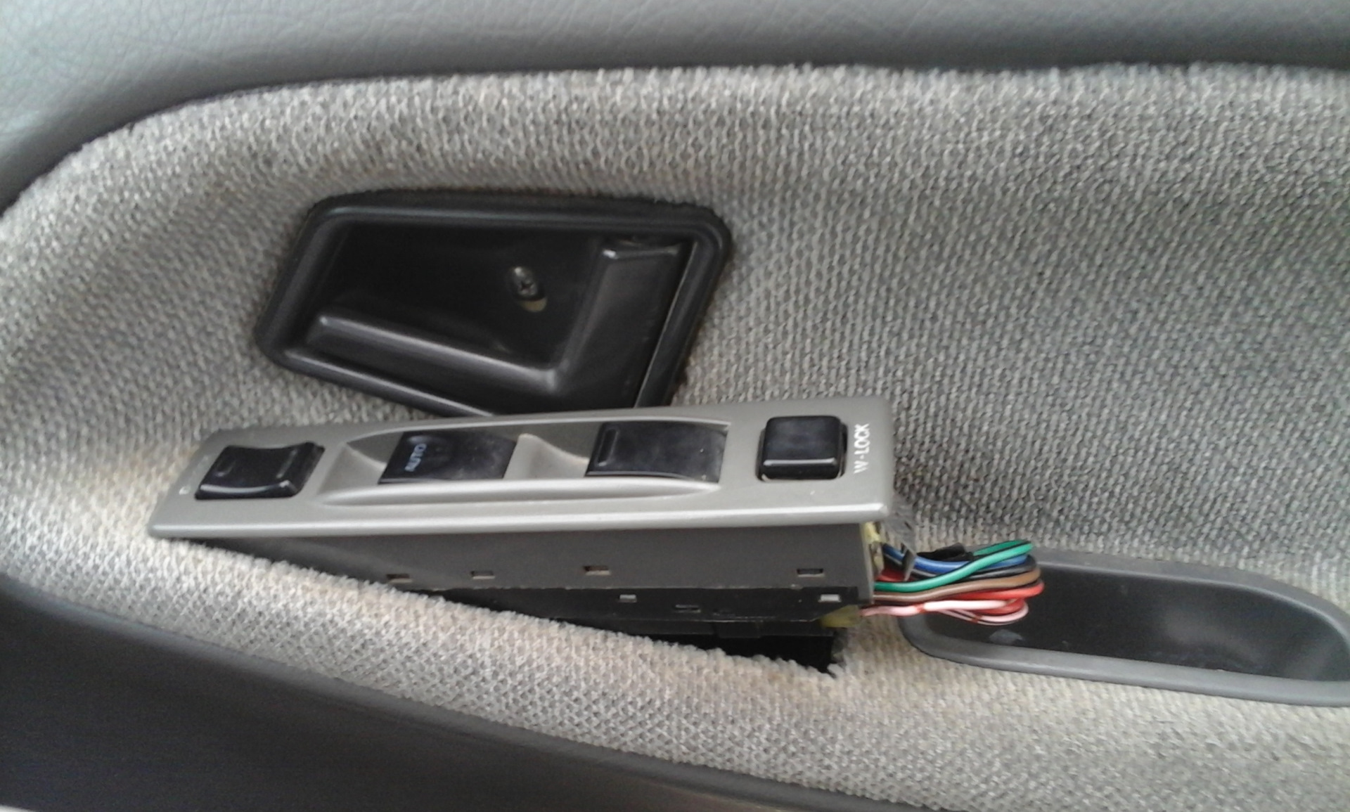 Блок управления стеклоподъемниками фольксваген поло 2010. Блок кнопок стеклоподъемника hyundai solaris 1. Блок управления стеклоподъемниками хендай элантра 3. Блок стеклоподъемников лагуна 2. Блок стеклоподъемников cr-v 2.