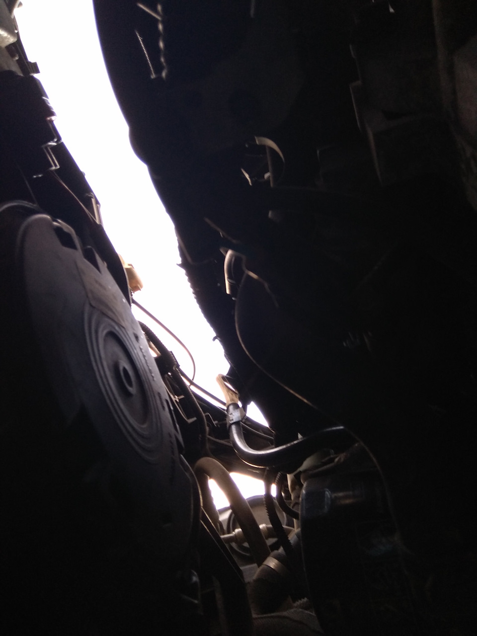 Не открывается капот ford focus 3 — Skoda Fabia Mk1, 1,4 л, 2002 года ...