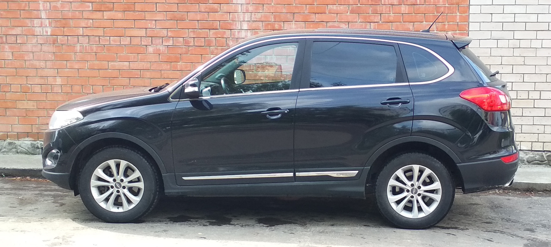 Chery tiggo 5 диски. Чери тигго 5 шины. Чери тигго 5 на 19 колесах. Chery tiggo 4 штатная резина. Диски chery tiggo 7.