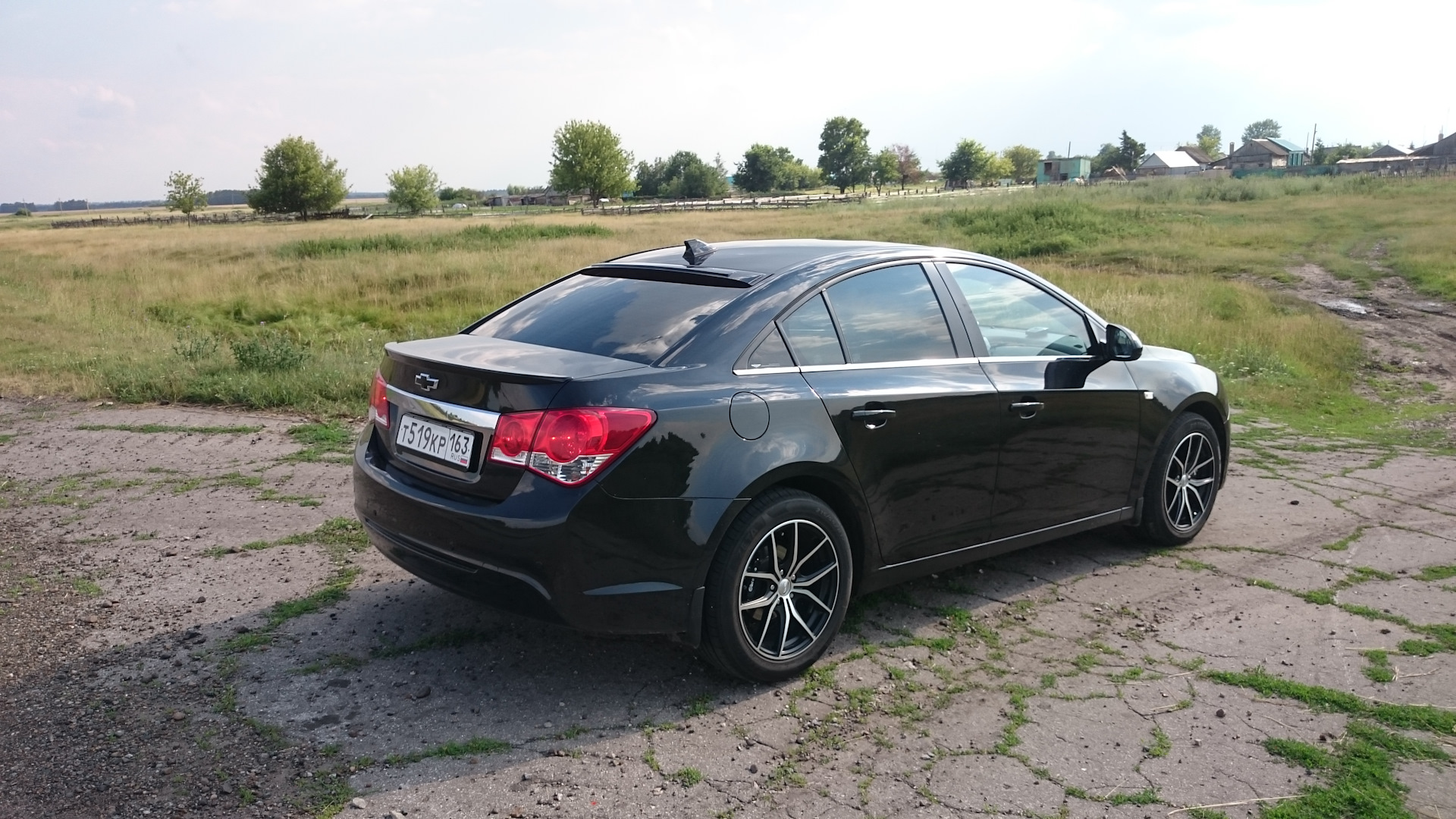 Установка лип — спойлера и козырька — Chevrolet Cruze (1G), 1,8 л, 2013  года | стайлинг | DRIVE2