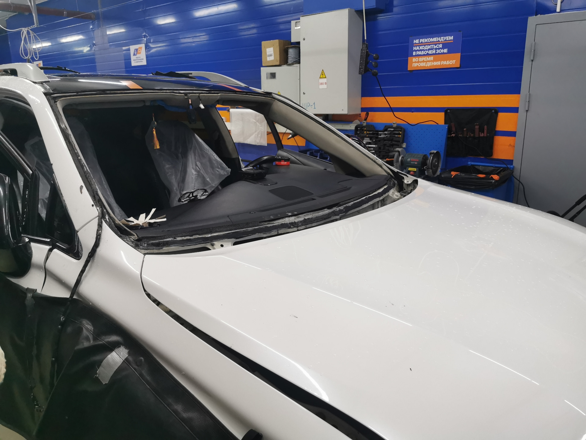 Замена стекла, плюшки и снег в бутово — Lexus RX (3G), 3,5 л, 2011 года ...