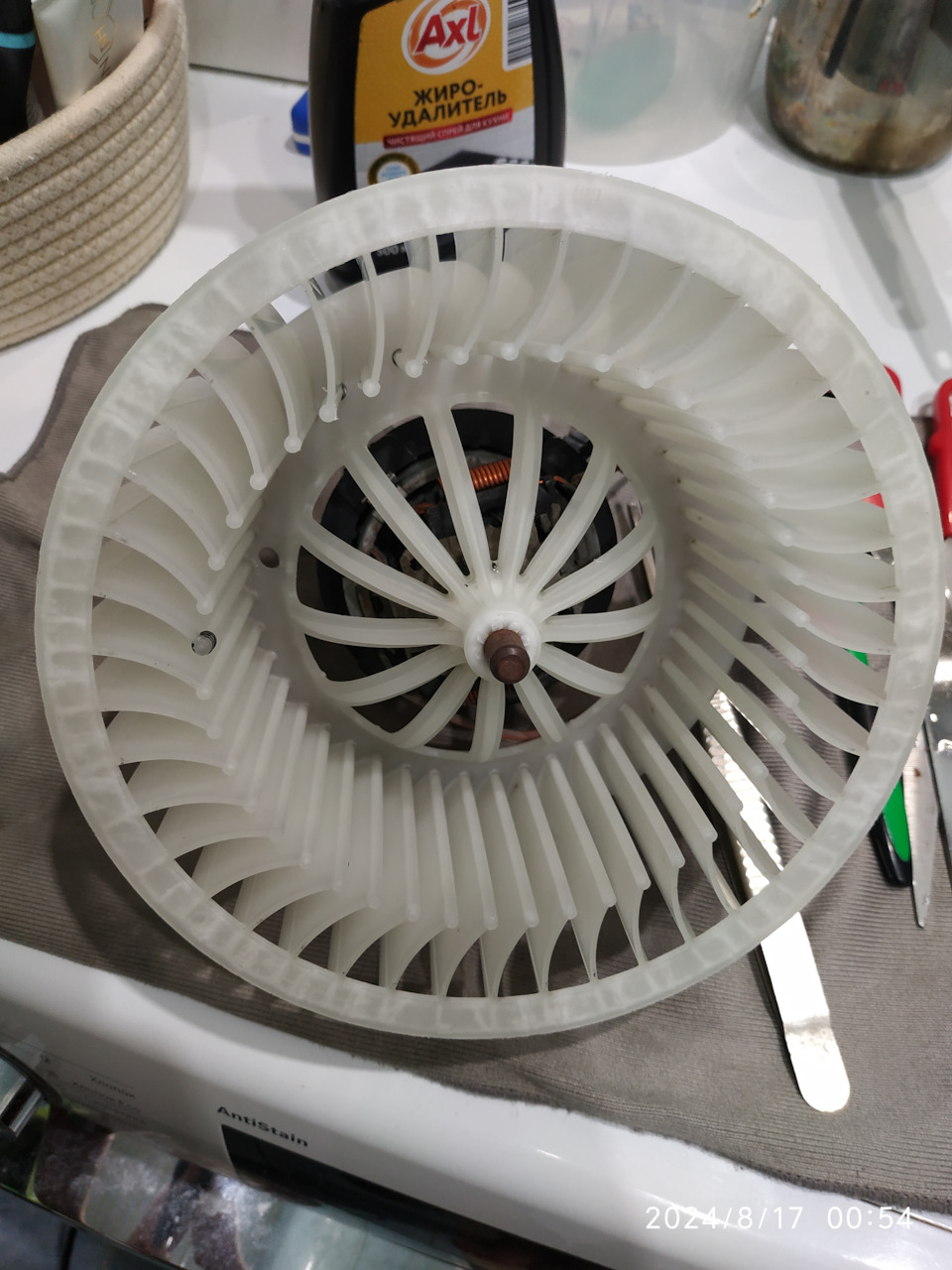 С такой крыльчаткой не стыдно к машине идти. — Volkswagen Polo Sedan