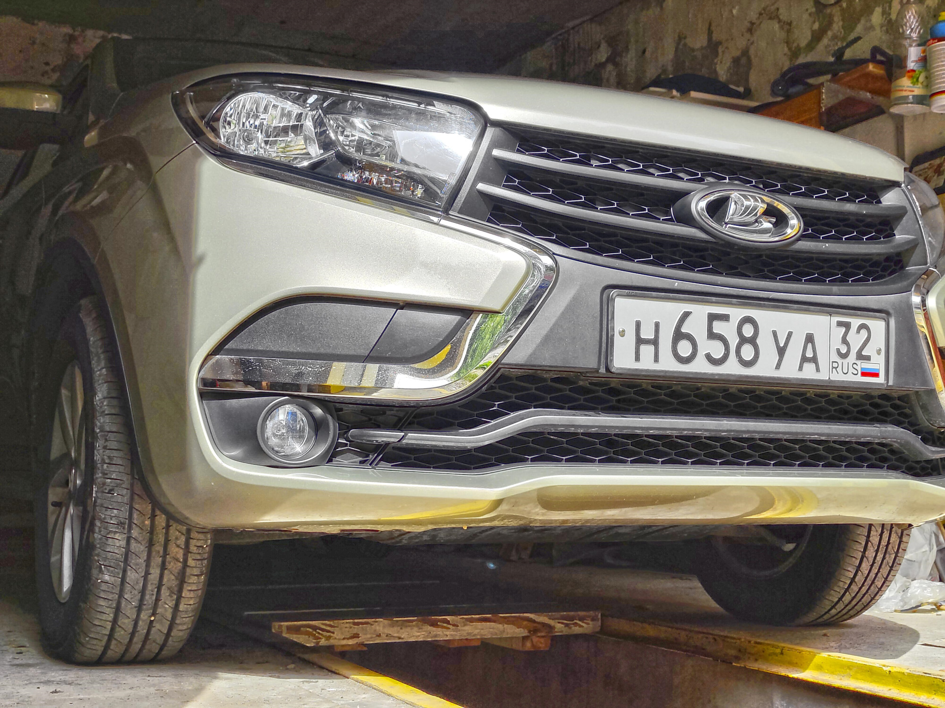 Щитки передние. Аэродинамические. — Lada XRAY, 1,6 л, 2021 года ...