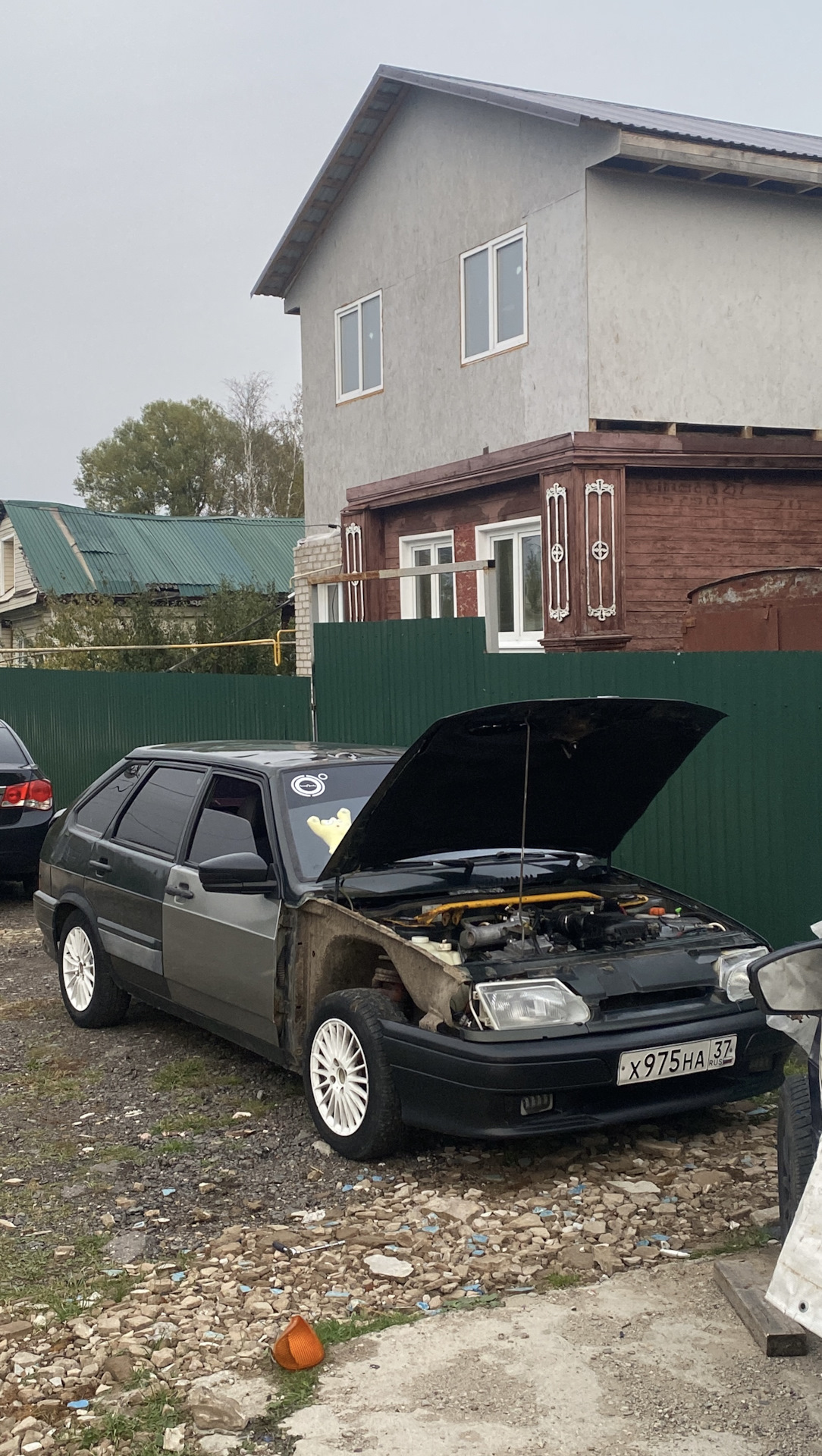 Пластмассовые крылья на зеленку — Lada 2114, 1,5 л, 2006 года ...
