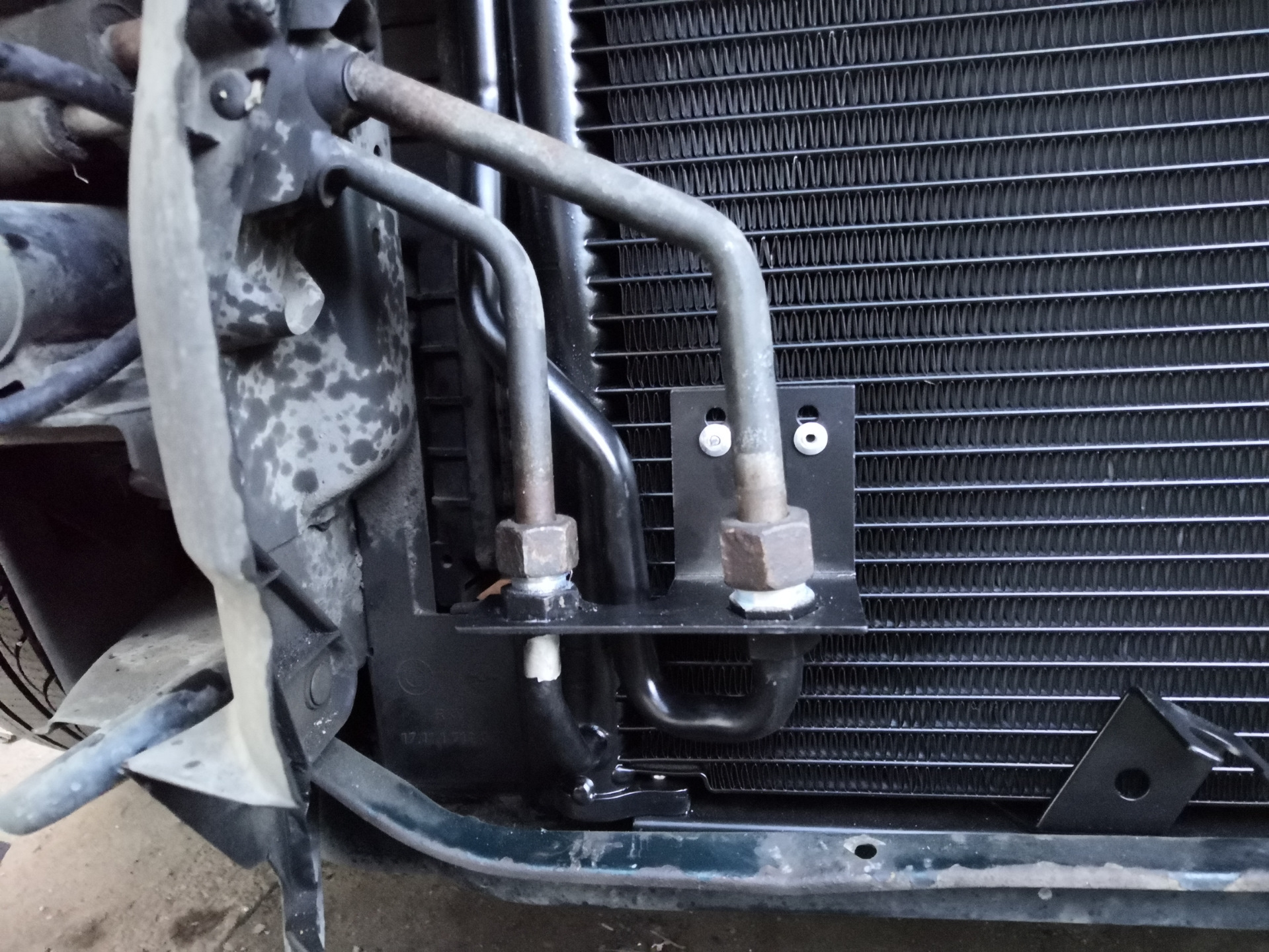 Замена радиатора кондиционера и осушителя. — BMW 5 series Touring (E34 ...