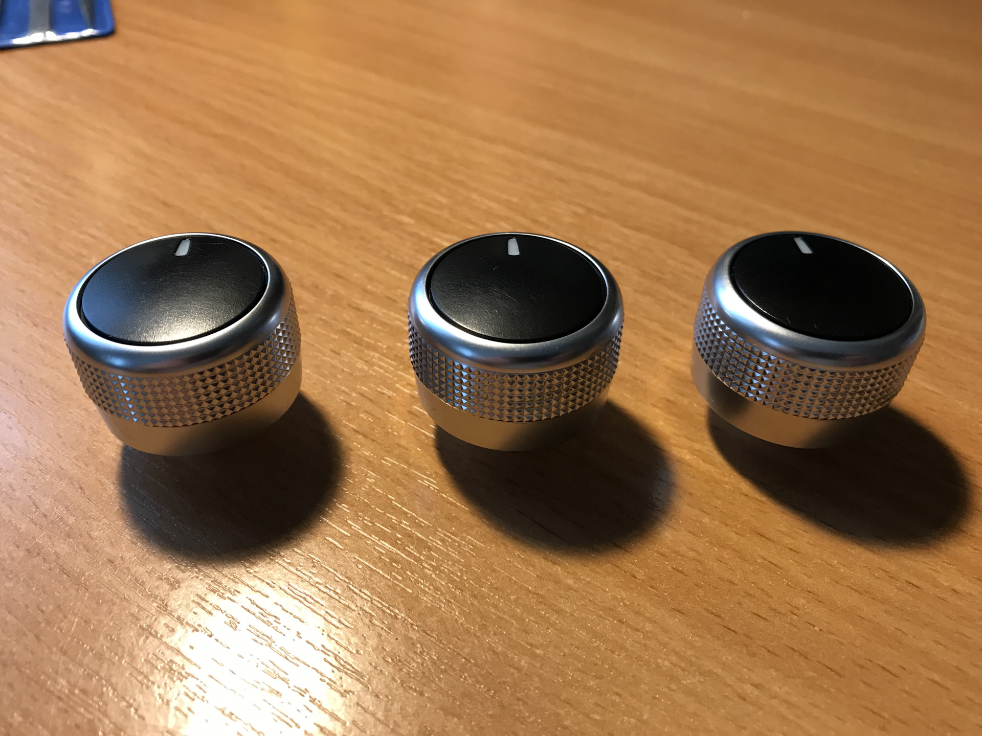 Замена крутилок кондиционера от Escape — Ford Focus III Hatchback, 1,6 ...