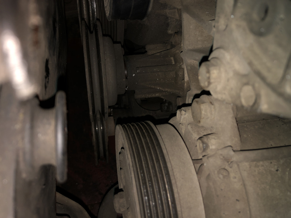 Замена помпы ОЖ на Golf 3 GTI (Часть 1) — Volkswagen Golf GTI Mk3, 2 л ...