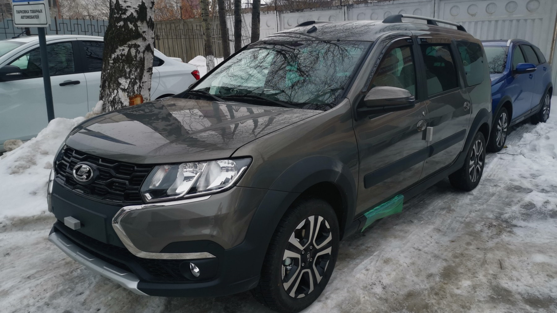 Lada Largus Cross 2021 Каракумы