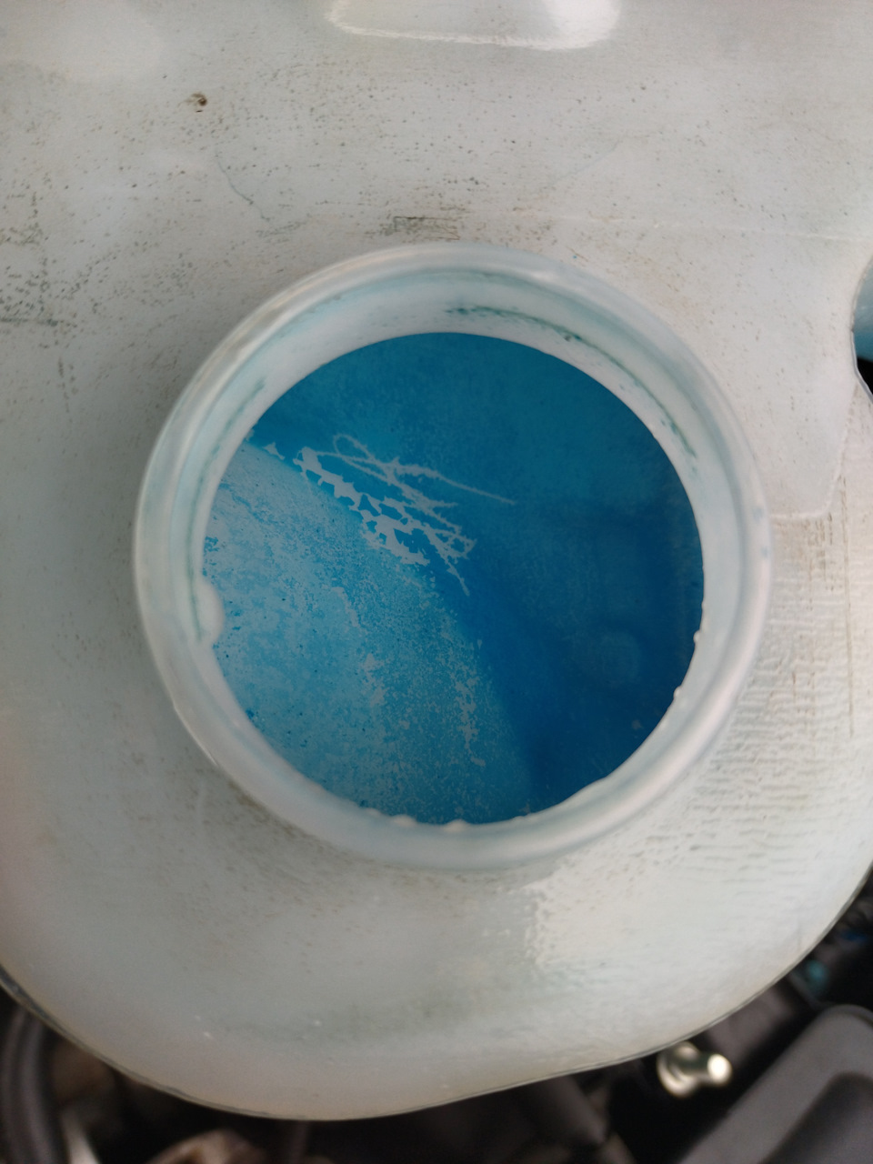 Замена моторчика стеклоомывателя на аналог от лада ларгус — Lada XRAY ...