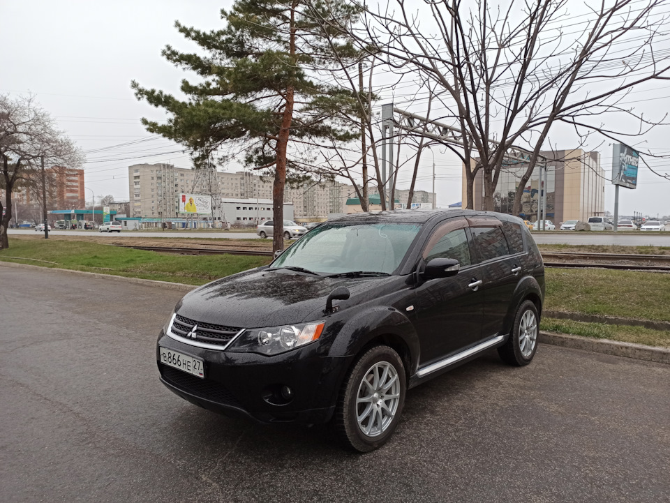 17. Замена разбитого зеркала — Mitsubishi Outlander XL, 3 л, 2008 года ...