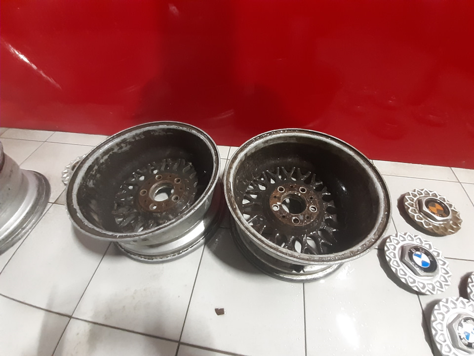 Чем отмыть литые диски — BMW 7 series (E32), 3 л, 1988 года | колёсные ...