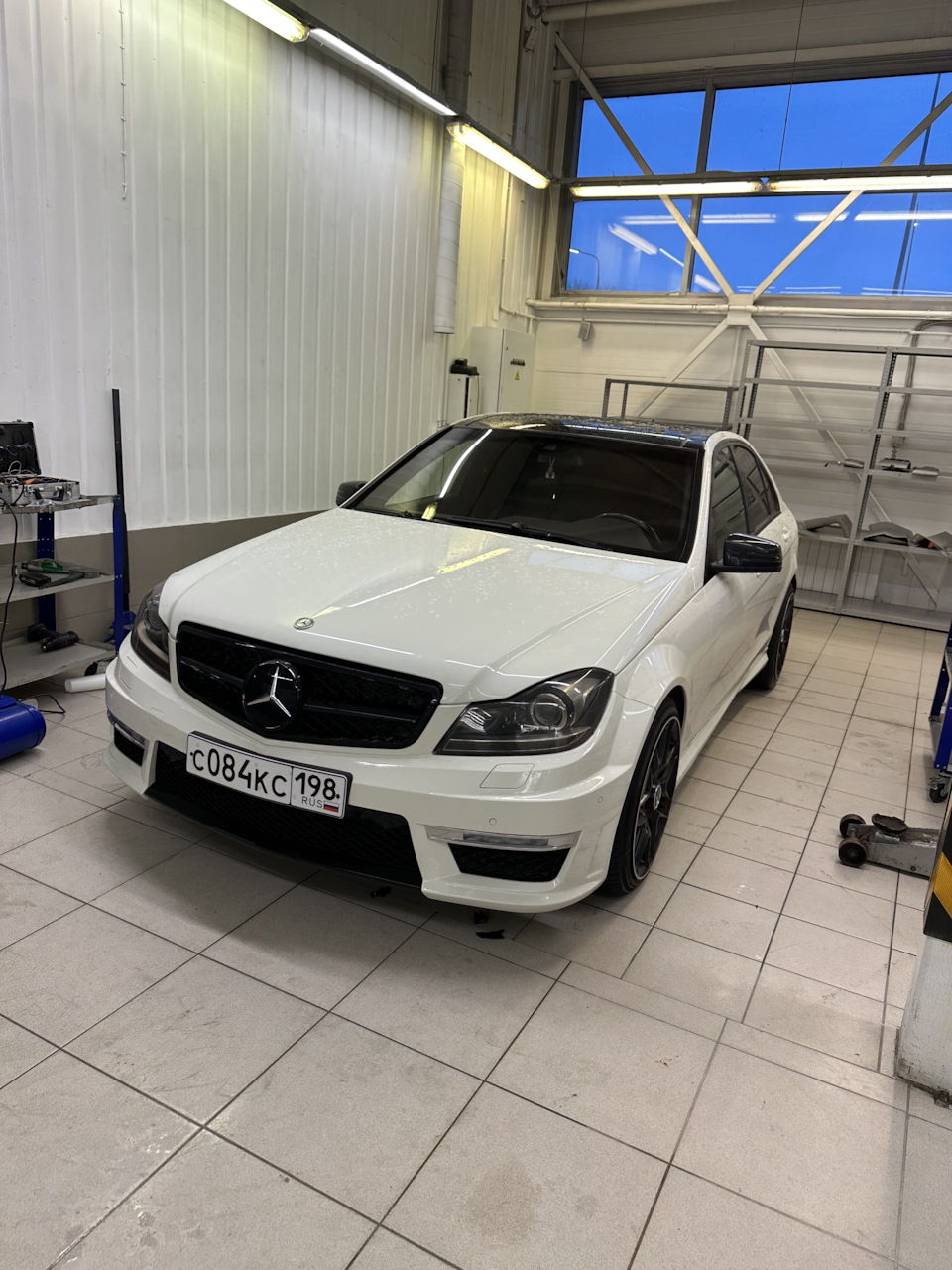 Фото в бортжурнале Mercedes-Benz C-Class (W204)