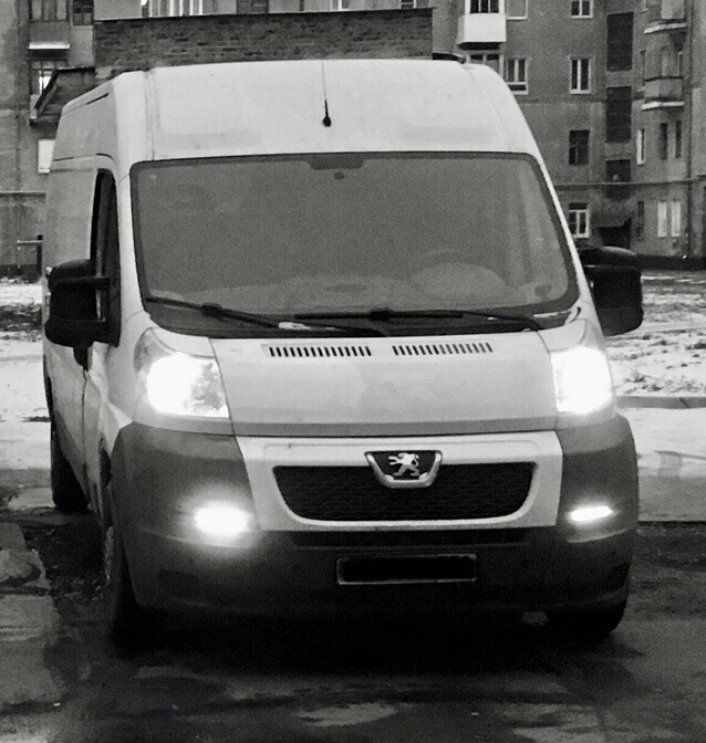 Вес пежо боксер. Пежо боксер 2007 года. Peugeot Boxer 2. Peugeot Boxer drive2. Пежо боксер 2011.