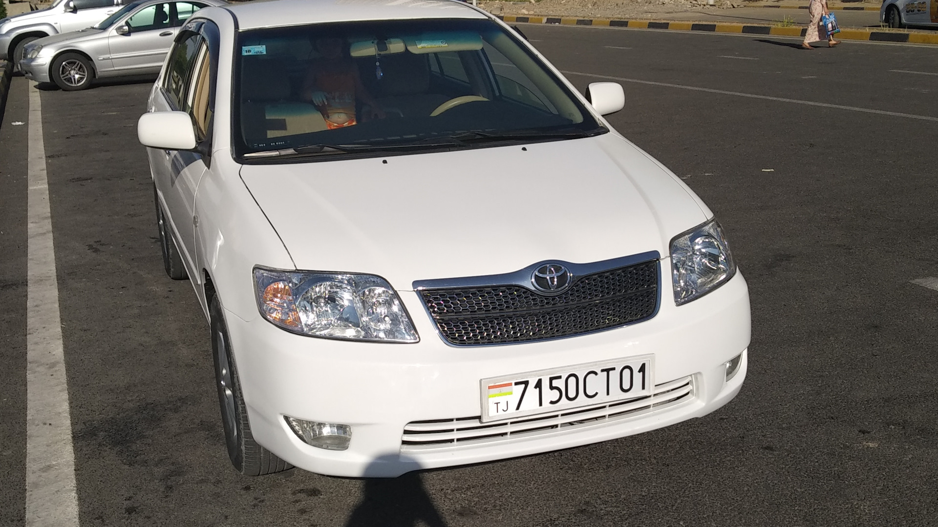 Сомон тч королла 3. Тойота Королла 1. Тойота Королла 1 в Душанбе. Toyota Corolla американка Tajikistan.