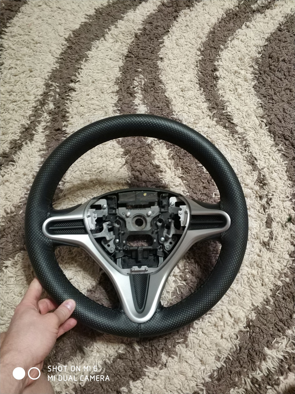 Оплётка на руль — Honda City (5G), 1,5 л, 2009 года | своими руками ...