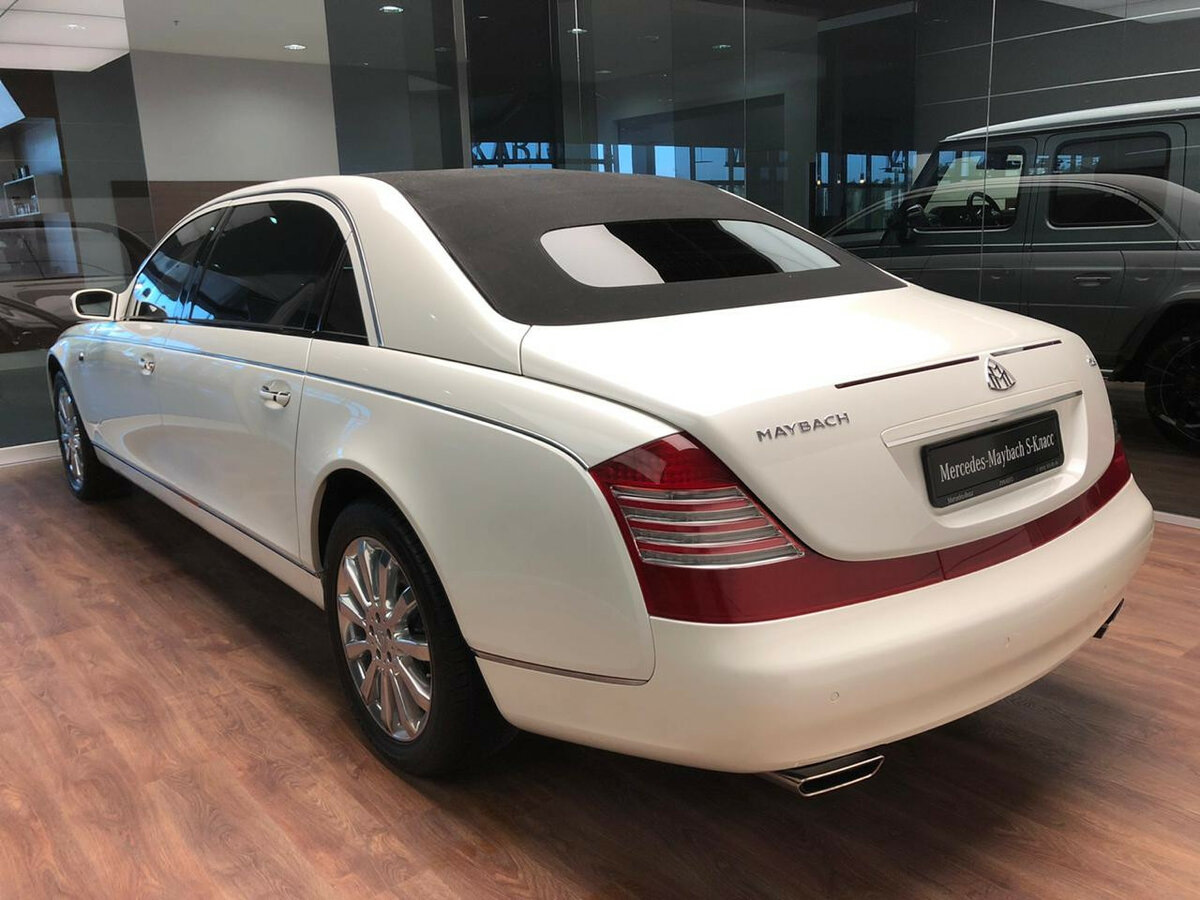 Maybach 62s Landaulet