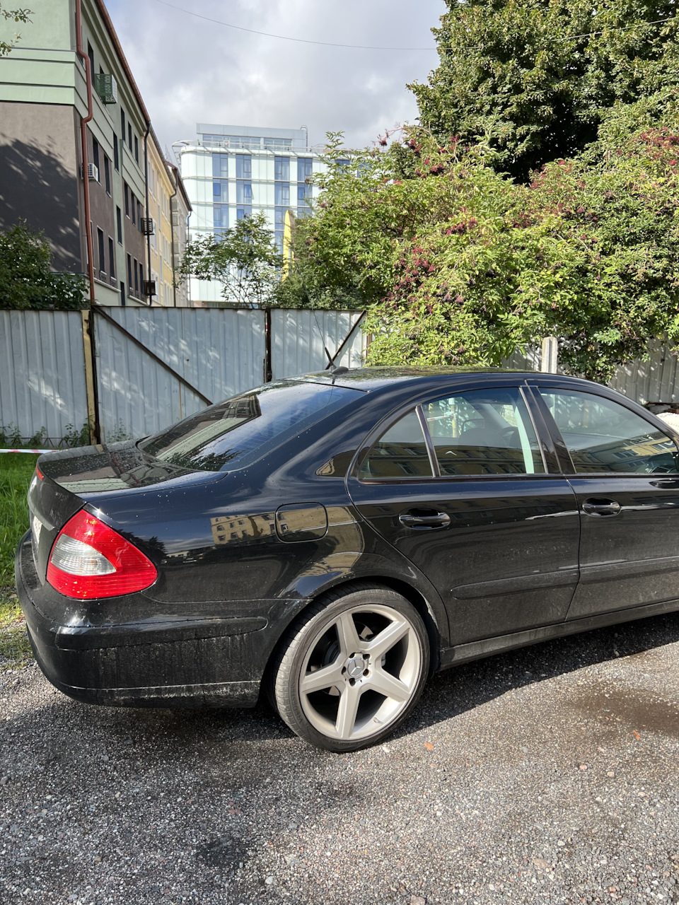 Антенна на крыше — Mercedes-Benz E-class (W211), 2,2 л, 2009 года |  стайлинг | DRIVE2